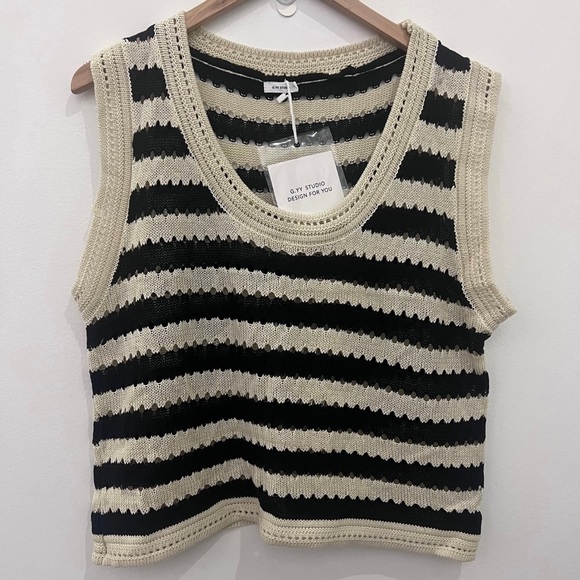 NWT Striped Crochet Knit Tank Top - Picture 2 of 3